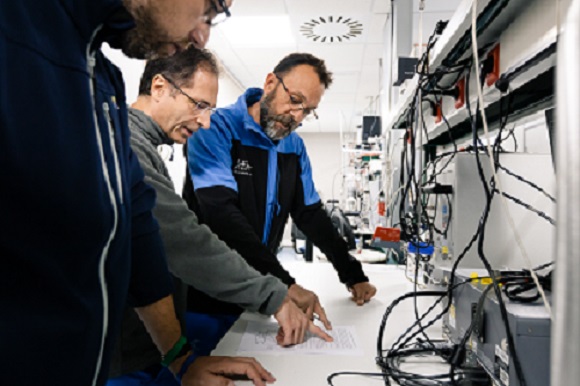 Figure 3. (Left to right) Sergio León, Pedro Pablo Rivas and Ramón Ramos at the Izaña Observatory with the ICOS instruments (©ICOS-ERIC).